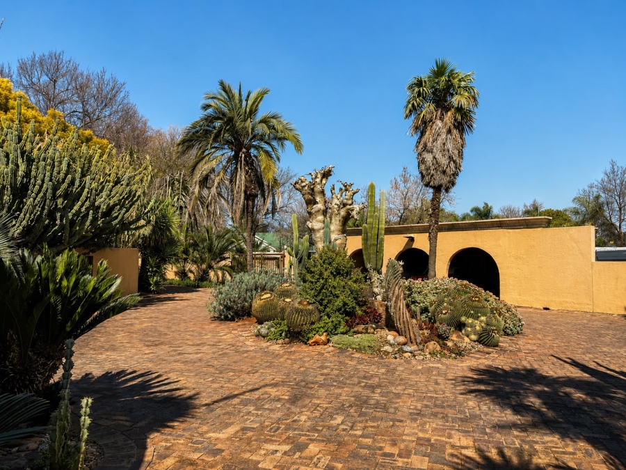 4 Bedroom Property for Sale in Wilkoppies North West
